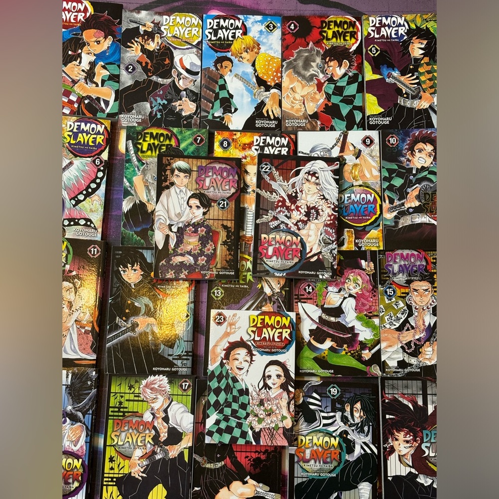 2020-21 Anime: Demon Slayer Kimetsu No Yaiba Complete Manga set series Crunchy